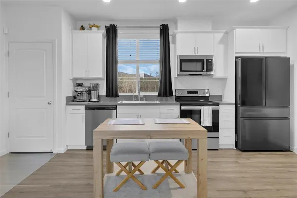 $359,999 | 836 Vasquez Drive, Soledad, CA 93960