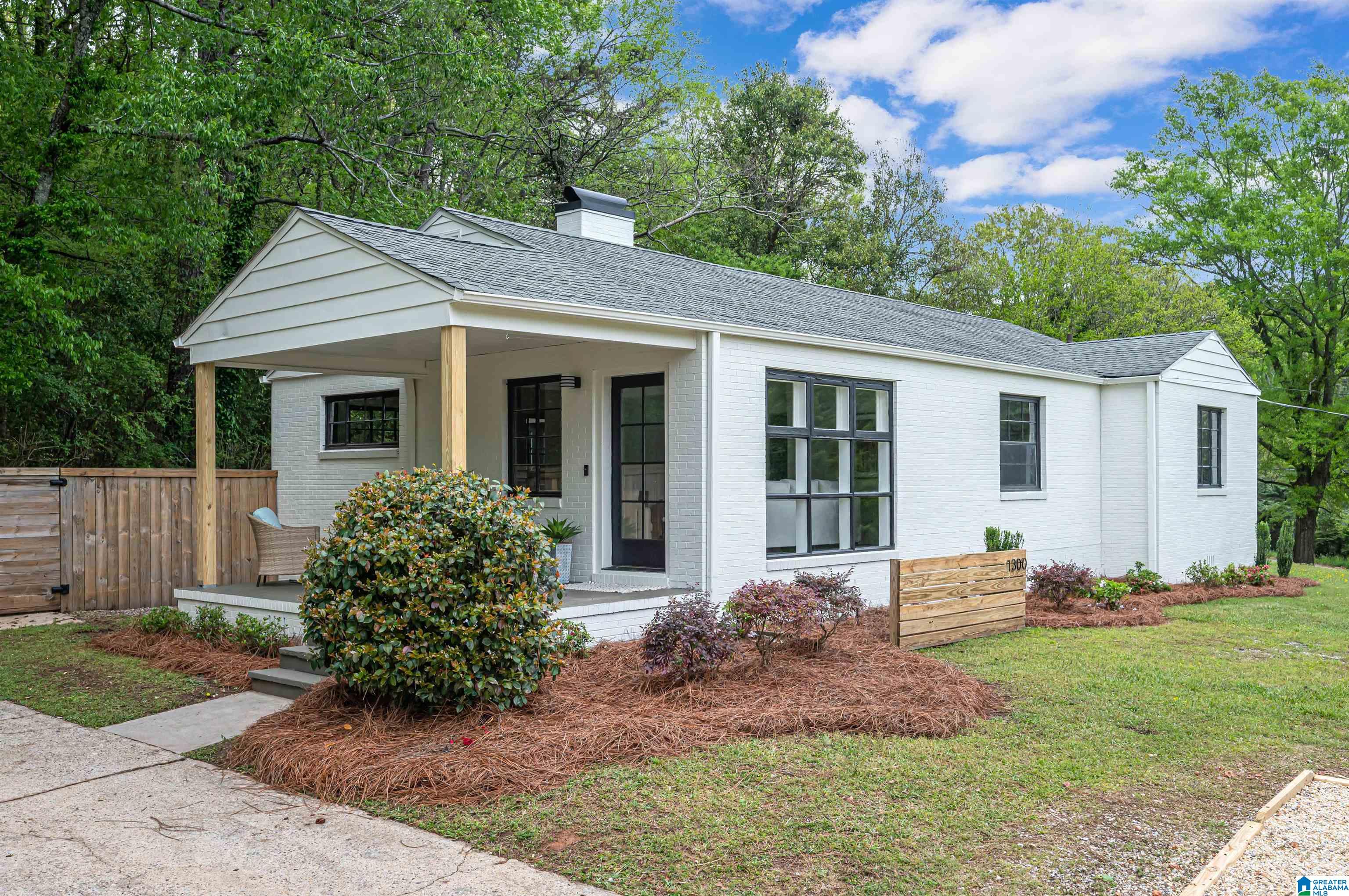 1300 Cresthill Road Birmingham, AL 35213 - Photo 2 of 35