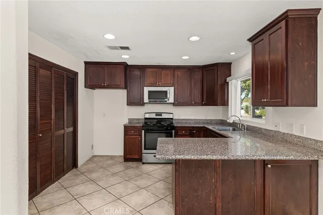 $549,900 | 4636 Orange Vista Way, Riverside, CA 92506