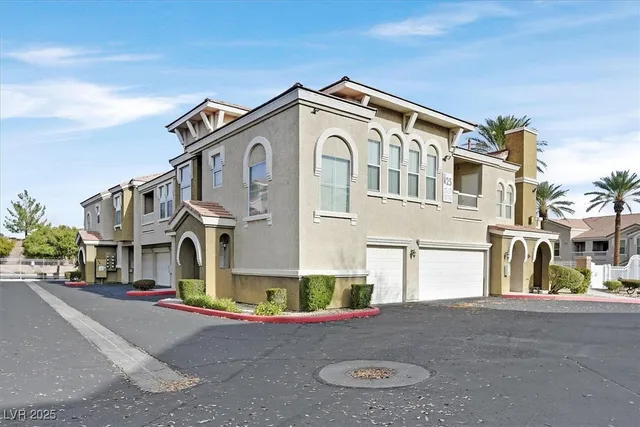 $300,000 | 9975 Peace Way, Unit 2177, Las Vegas, NV 89147