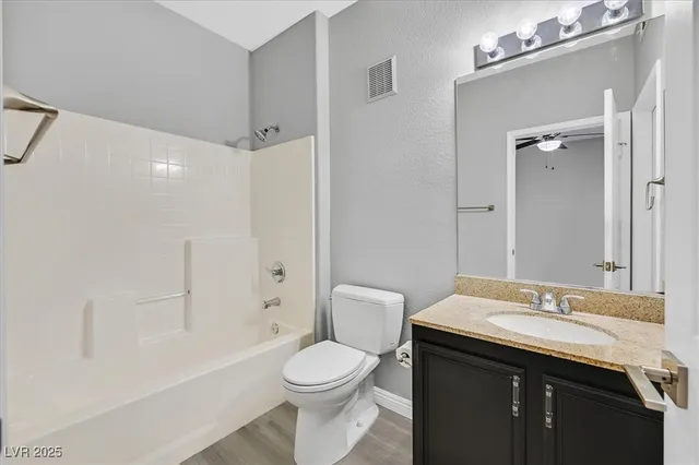 $300,000 | 9975 Peace Way, Unit 2177, Las Vegas, NV 89147