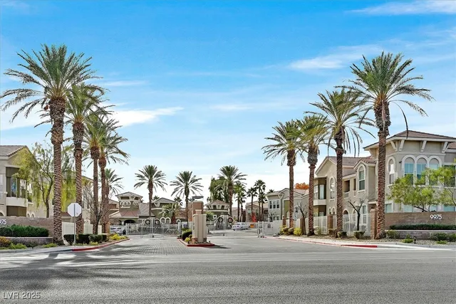 $300,000 | 9975 Peace Way, Unit 2177, Las Vegas, NV 89147