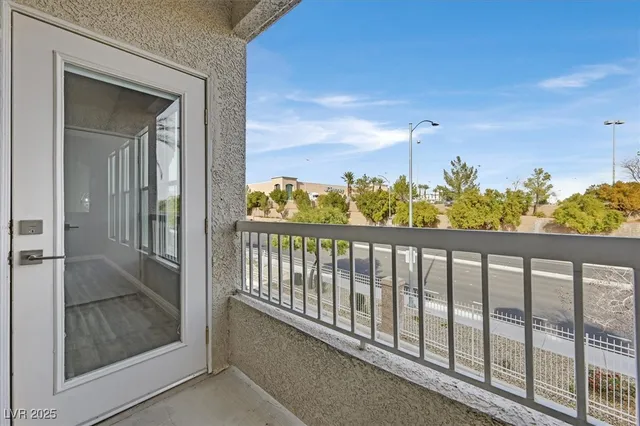 $300,000 | 9975 Peace Way, Unit 2177, Las Vegas, NV 89147