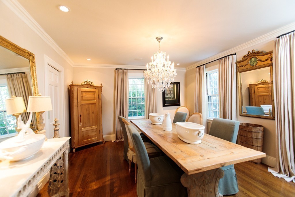 44 Woodcliff Road Wellesley, MA 02481 - Photo 11 of 30