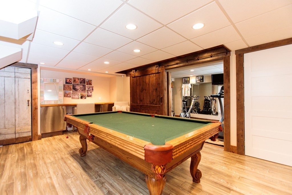 44 Woodcliff Road Wellesley, MA 02481 - Photo 26 of 30