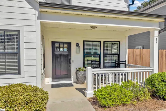 $470,000 | 16 Ridge Knoll Circle, Greenville, SC 29607
