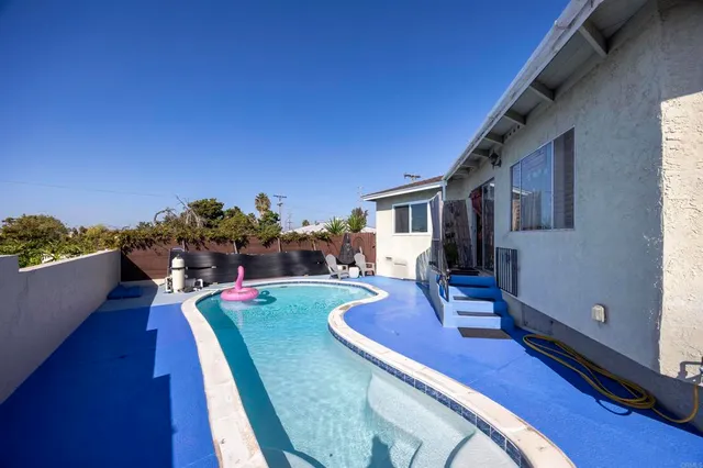 $899,000 | 10 5th Avenue, Chula Vista, CA 91910