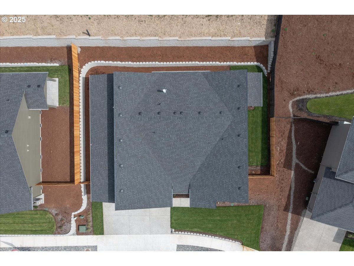 16705 Northeast 38th Avenue Vancouver, WA 98686 - Photo 41 of 45 a view of living room