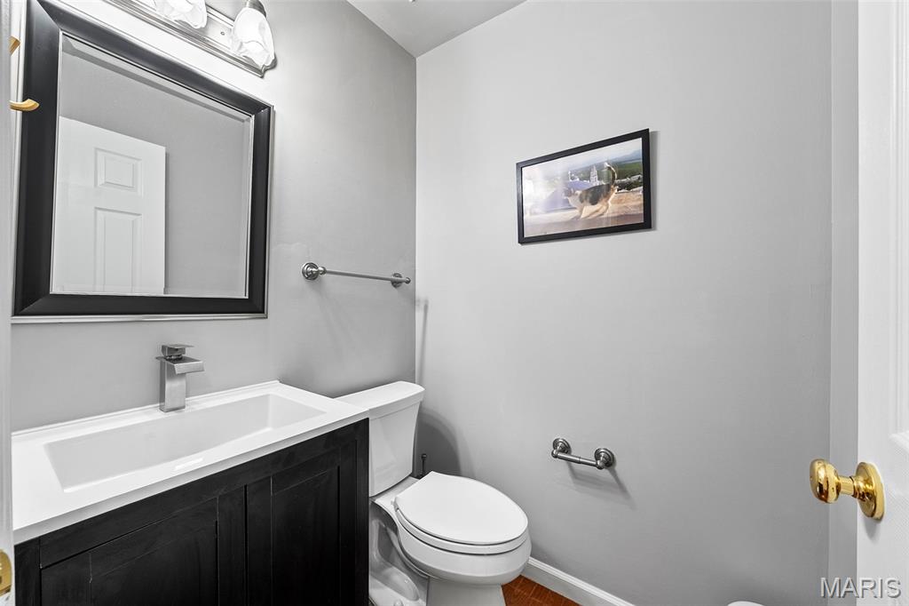 9722 Big Bend Road Crestwood, MO 63122 - Photo 16 of 41