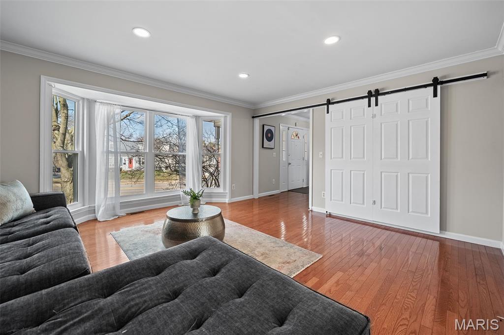 9722 Big Bend Road Crestwood, MO 63122 - Photo 3 of 41