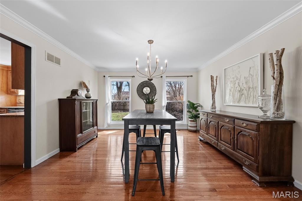 9722 Big Bend Road Crestwood, MO 63122 - Photo 5 of 41