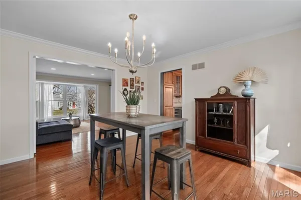 $469,900 | 9722 Big Bend Road, Crestwood, MO 63122