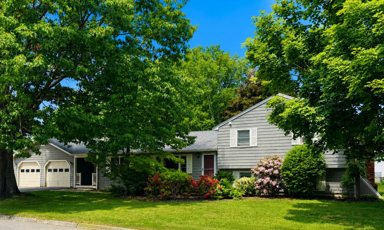 8 Toftree Lane Dover, NH 03820 - Photo 1 of 43