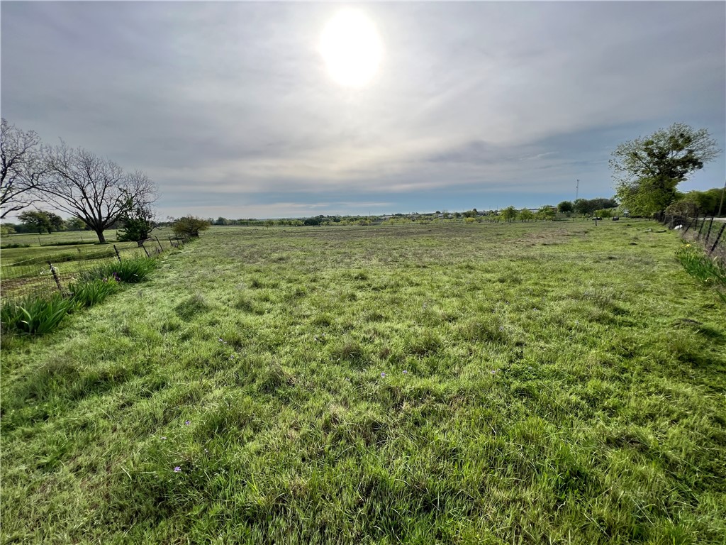 5 Iron Bridge Road Lorena, TX 76655 - Photo 3 of 7 a view of a lake and a yard