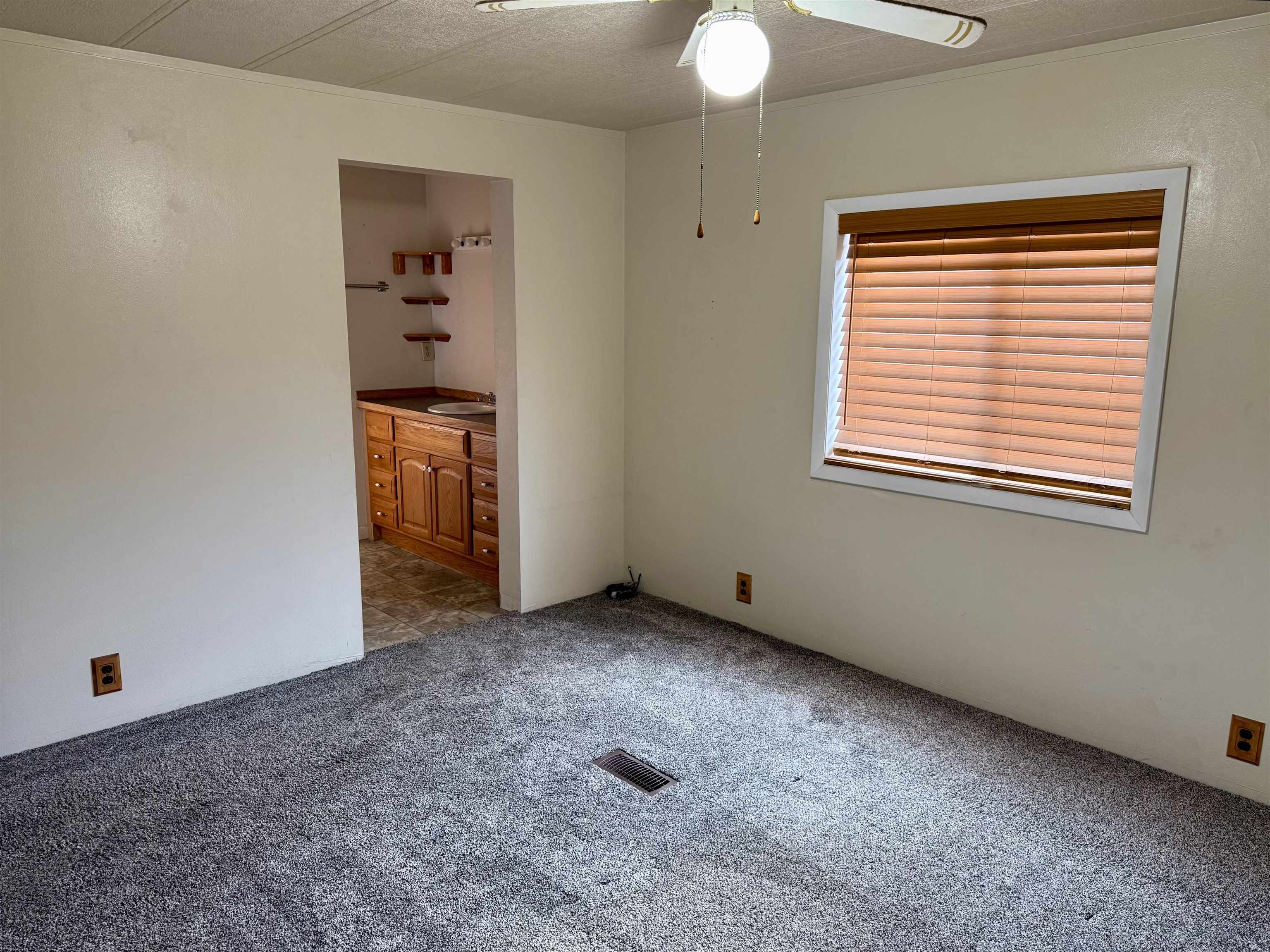 401 Sharp Street Saratoga, WY 82331 - Photo 14 of 27