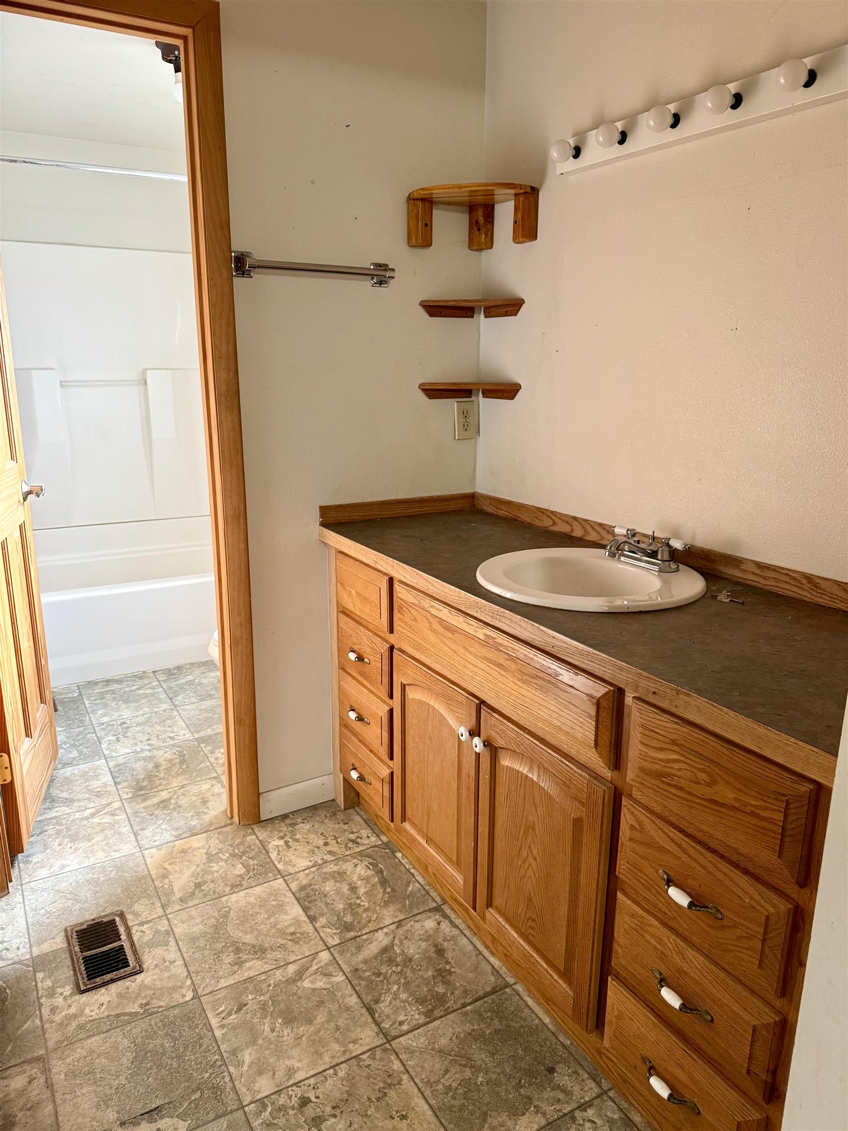 401 Sharp Street Saratoga, WY 82331 - Photo 15 of 27