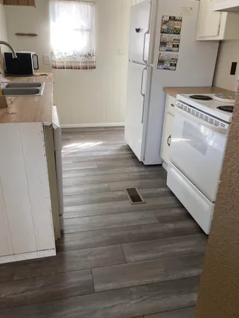 $219,000 | 401 Sharp Street, Saratoga, WY 82331