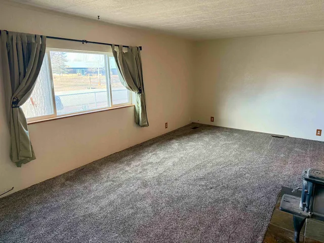 $219,000 | 401 Sharp Street, Saratoga, WY 82331