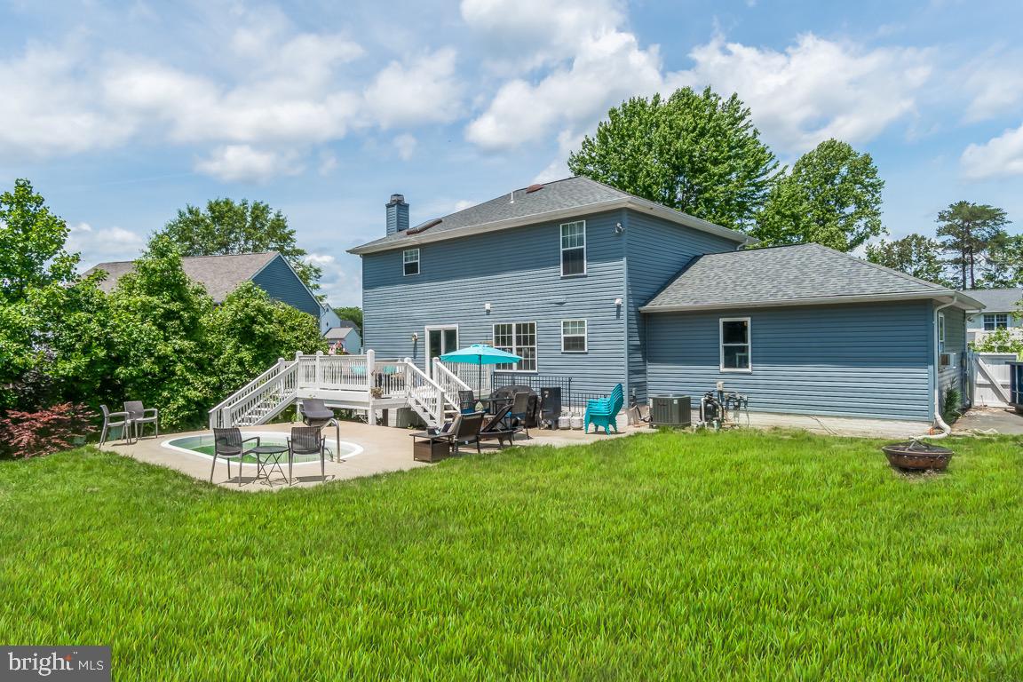 6 Wells Road Stafford, VA 22556 - Photo 32 of 36 Large backyard!