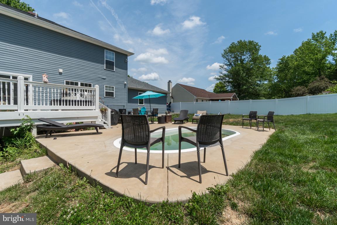 6 Wells Road Stafford, VA 22556 - Photo 36 of 36 Fully fenced backyard!