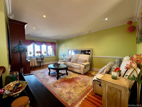 $1,188,000 | 199-18 Cross Island Parkway | Clearview