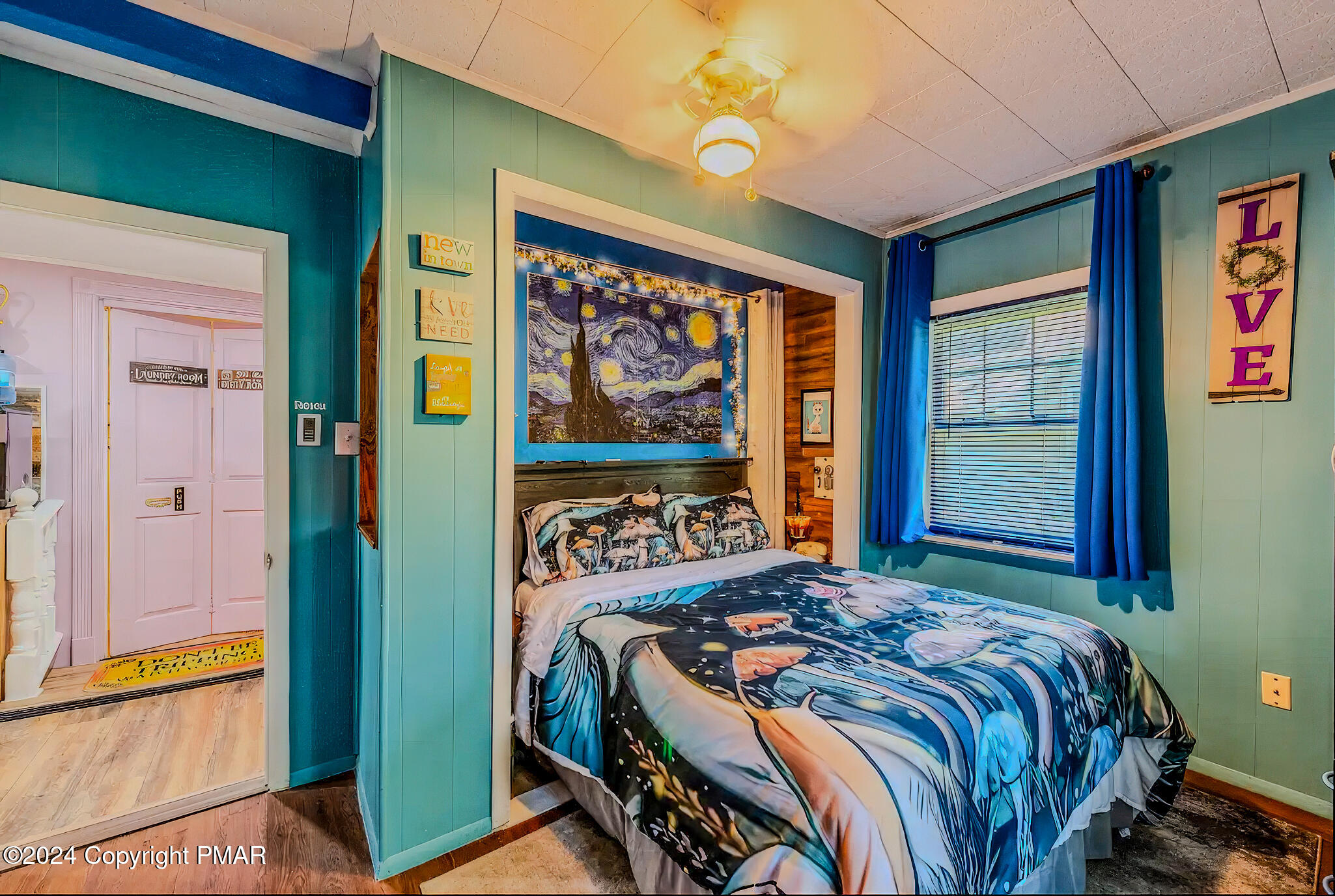 345 Scotrun Avenue Scotrun, PA 18355 - Photo 23 of 41 The Artist Studio Loft Van Gosh Room v1