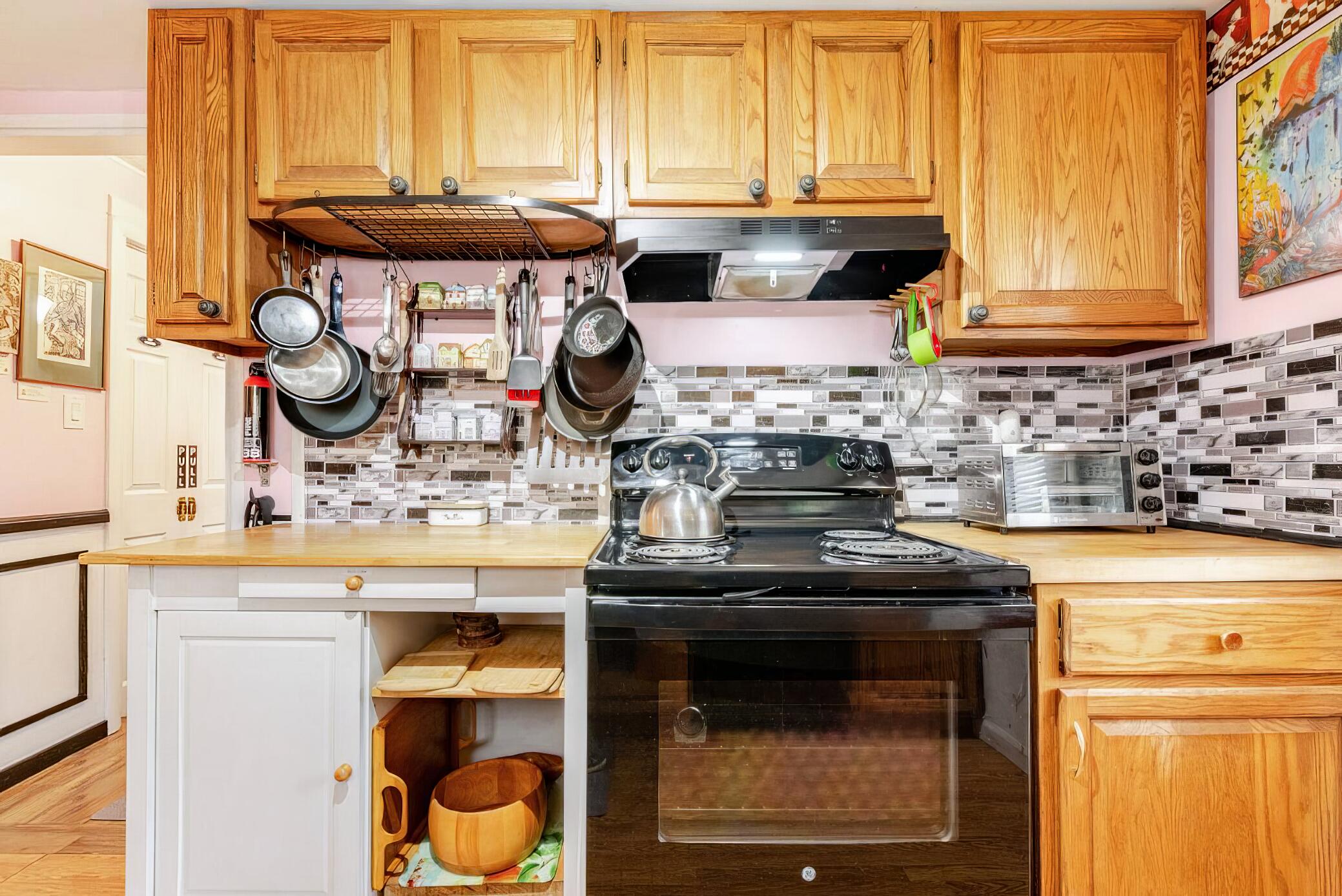 345 Scotrun Avenue Scotrun, PA 18355 - Photo 32 of 41 The Artist Studio Loft Full Kitchen 05 2