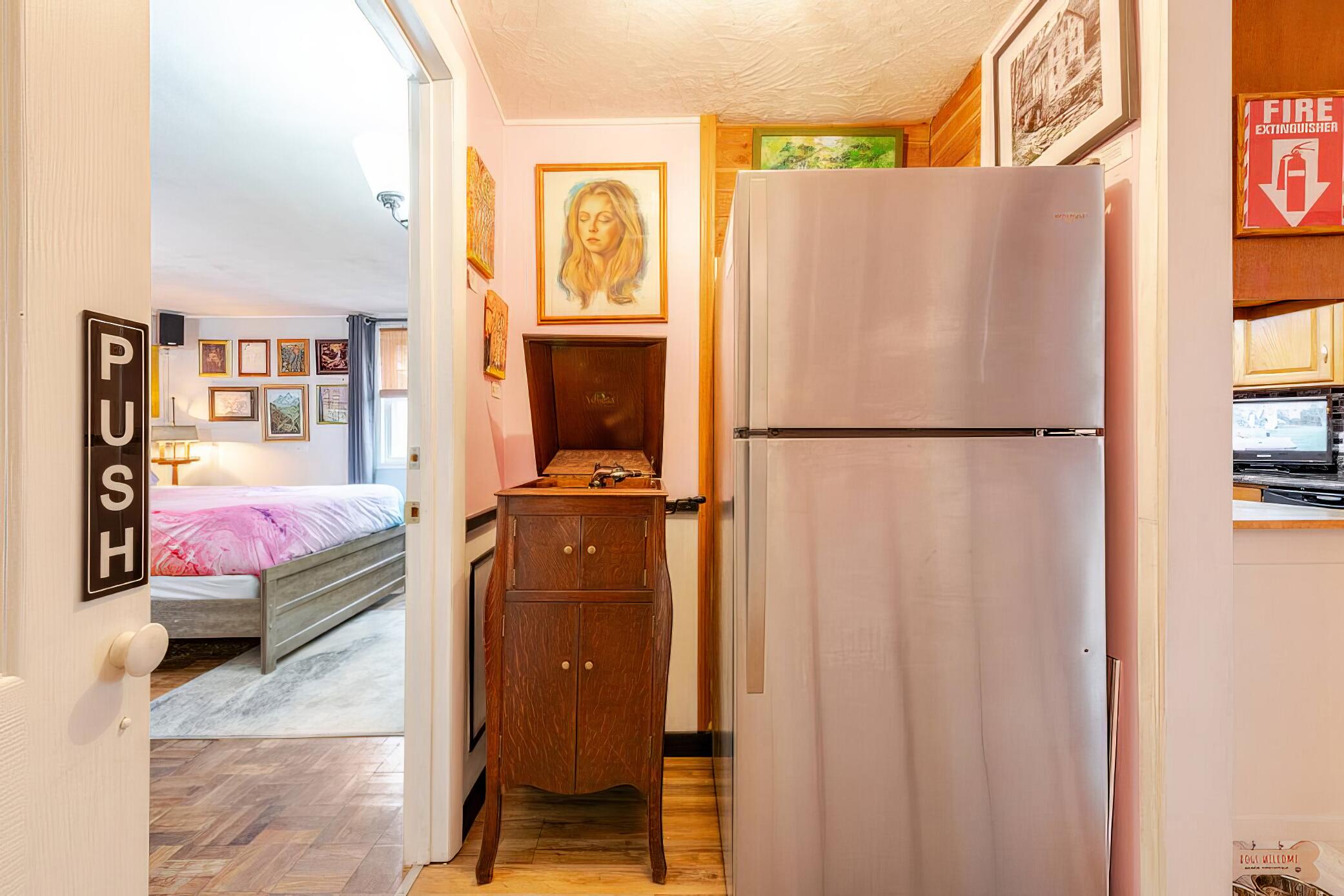 345 Scotrun Avenue Scotrun, PA 18355 - Photo 33 of 41 The Artist Studio Loft Full Kitchen 06 2