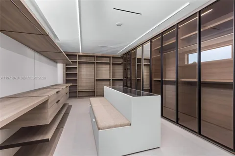 $24,900,000 | 23 Isla Bahia Drive, Fort Lauderdale, FL 33316