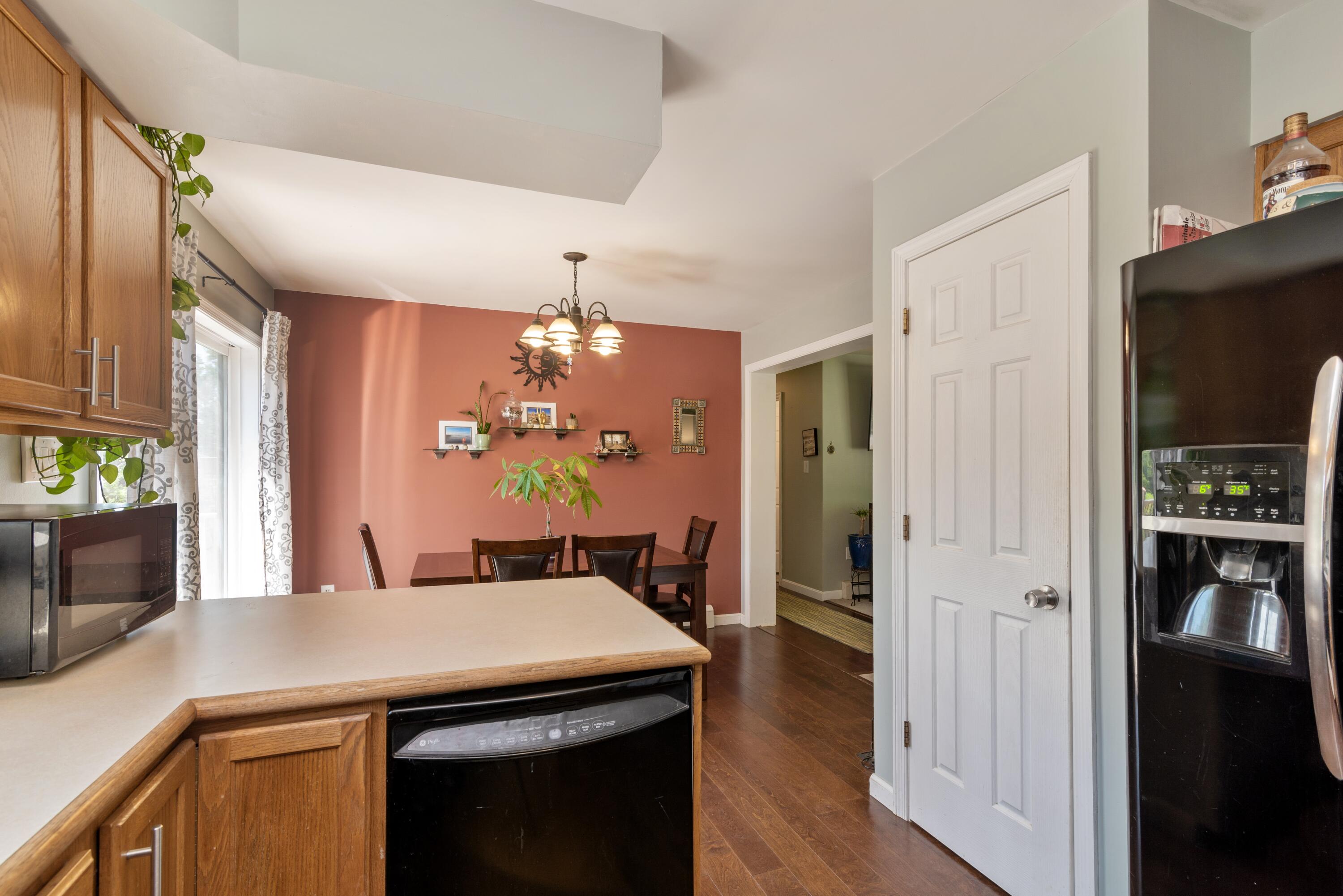 229 Cranberry Meadow Road Berwick, ME 03901 - Photo 6 of 27 Kitchen-to-Dining