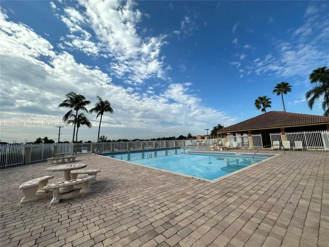 $3,800 | 5259 Northwest 184th Lane, Miami Gardens, FL 33055