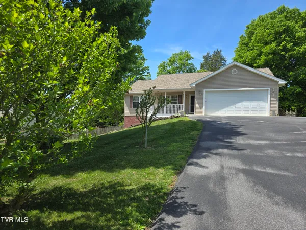 $425,000 | 210 Taylor Drive, Piney Flats, TN 37686