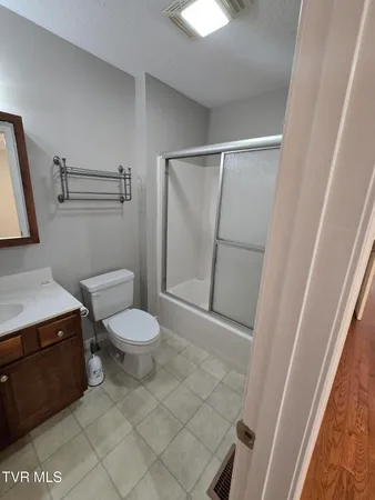 $425,000 | 210 Taylor Drive, Piney Flats, TN 37686