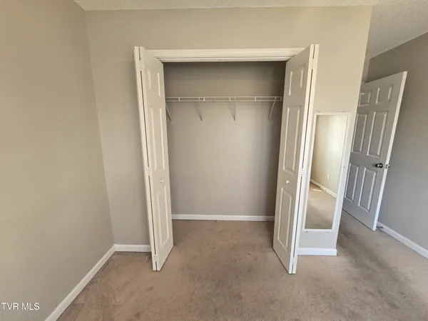 $425,000 | 210 Taylor Drive, Piney Flats, TN 37686