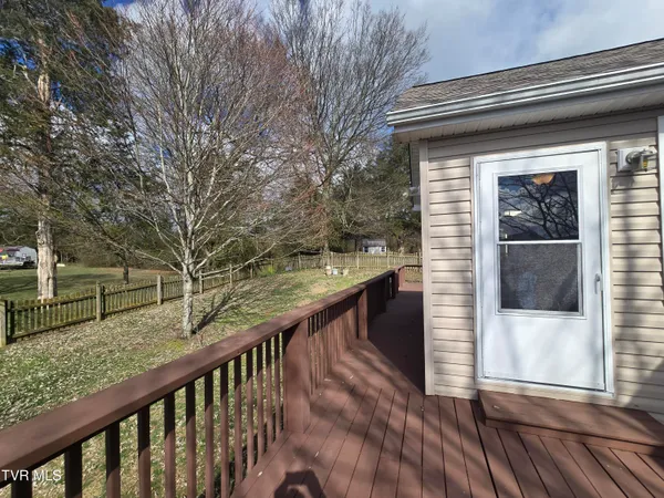 $425,000 | 210 Taylor Drive, Piney Flats, TN 37686