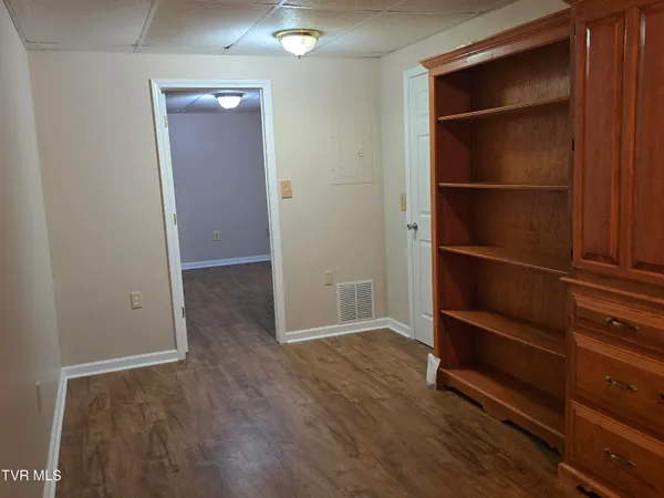 $425,000 | 210 Taylor Drive, Piney Flats, TN 37686