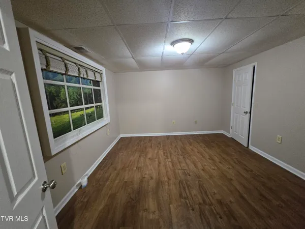 $425,000 | 210 Taylor Drive, Piney Flats, TN 37686