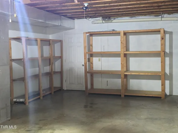 $425,000 | 210 Taylor Drive, Piney Flats, TN 37686