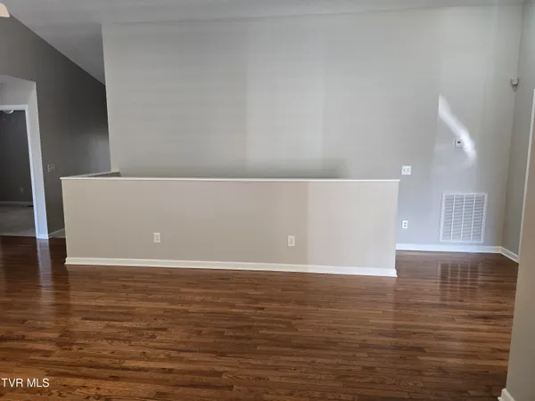 $425,000 | 210 Taylor Drive, Piney Flats, TN 37686