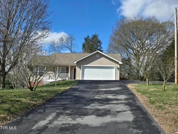 $425,000 | 210 Taylor Drive, Piney Flats, TN 37686