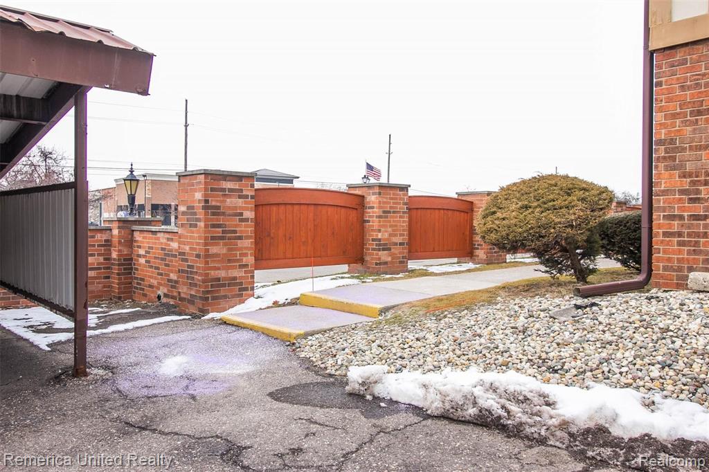 30200 Southfield Road, Unit 104 Southfield, MI 48076 - Photo 24 of 25