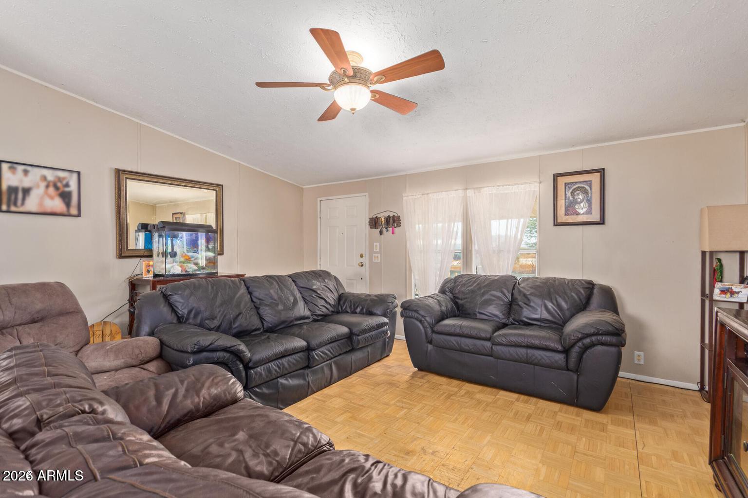 54702 West Farrell Road Maricopa, AZ 85139 - Photo 5 of 37