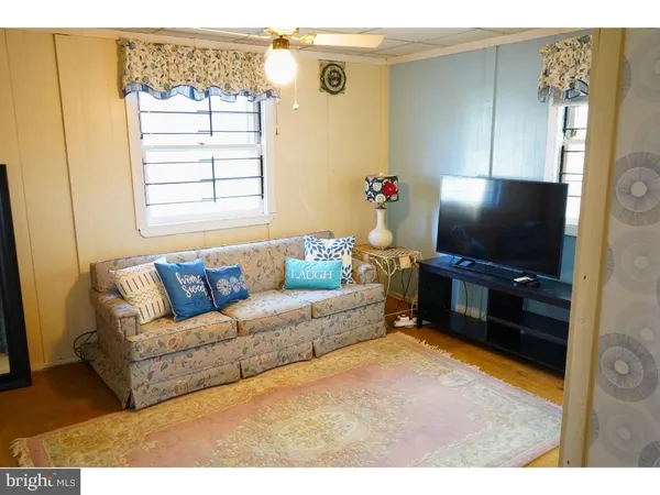 $410,000 | 8301 Legation Road, Hyattsville, MD 20784