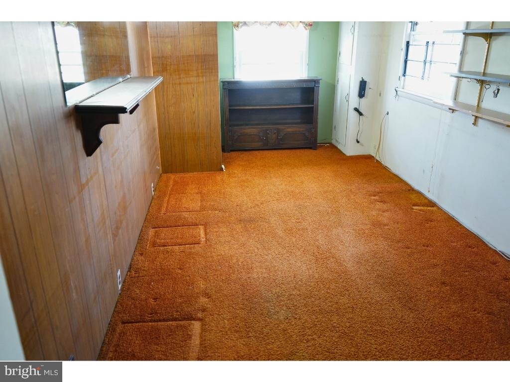 8301 Legation Road Hyattsville, MD 20784 - Photo 17 of 22 Den