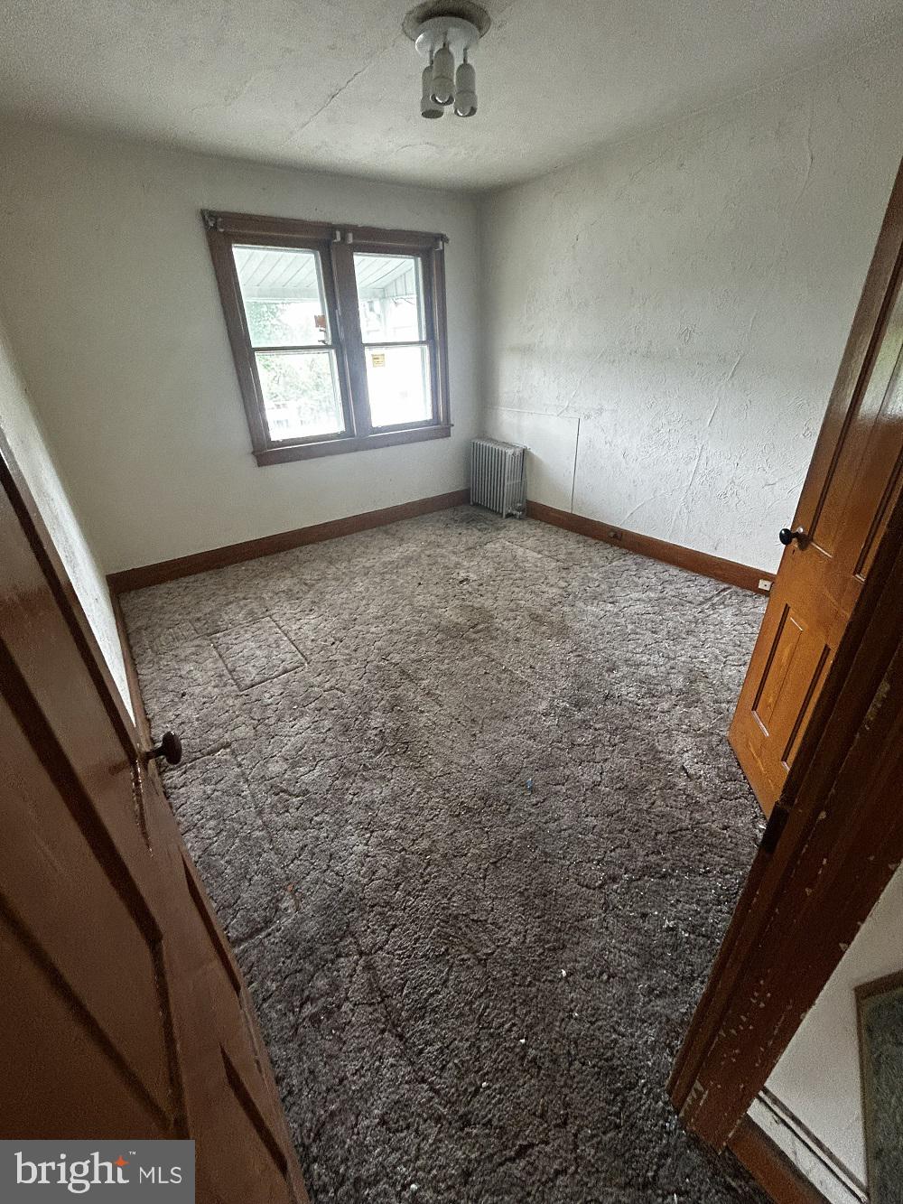 54 Spruce Street Nanticoke, PA 18634 - Photo 4 of 5