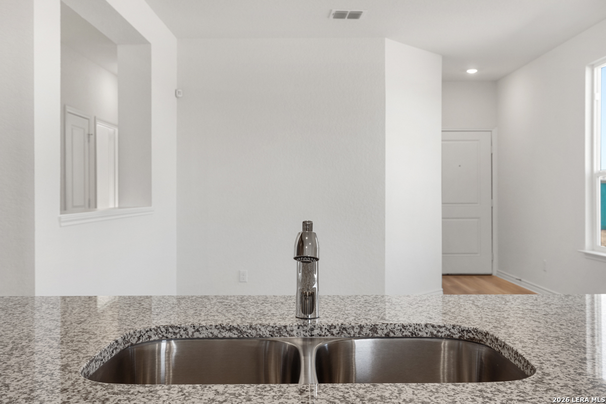10037 Jagger Avenue Converse, TX 78109 - Photo 14 of 27