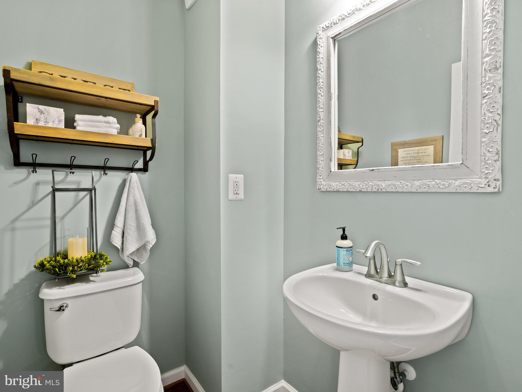 42595 Sunset Ridge Square Ashburn, VA 20148 - Photo 12 of 29 Gallery Image 12