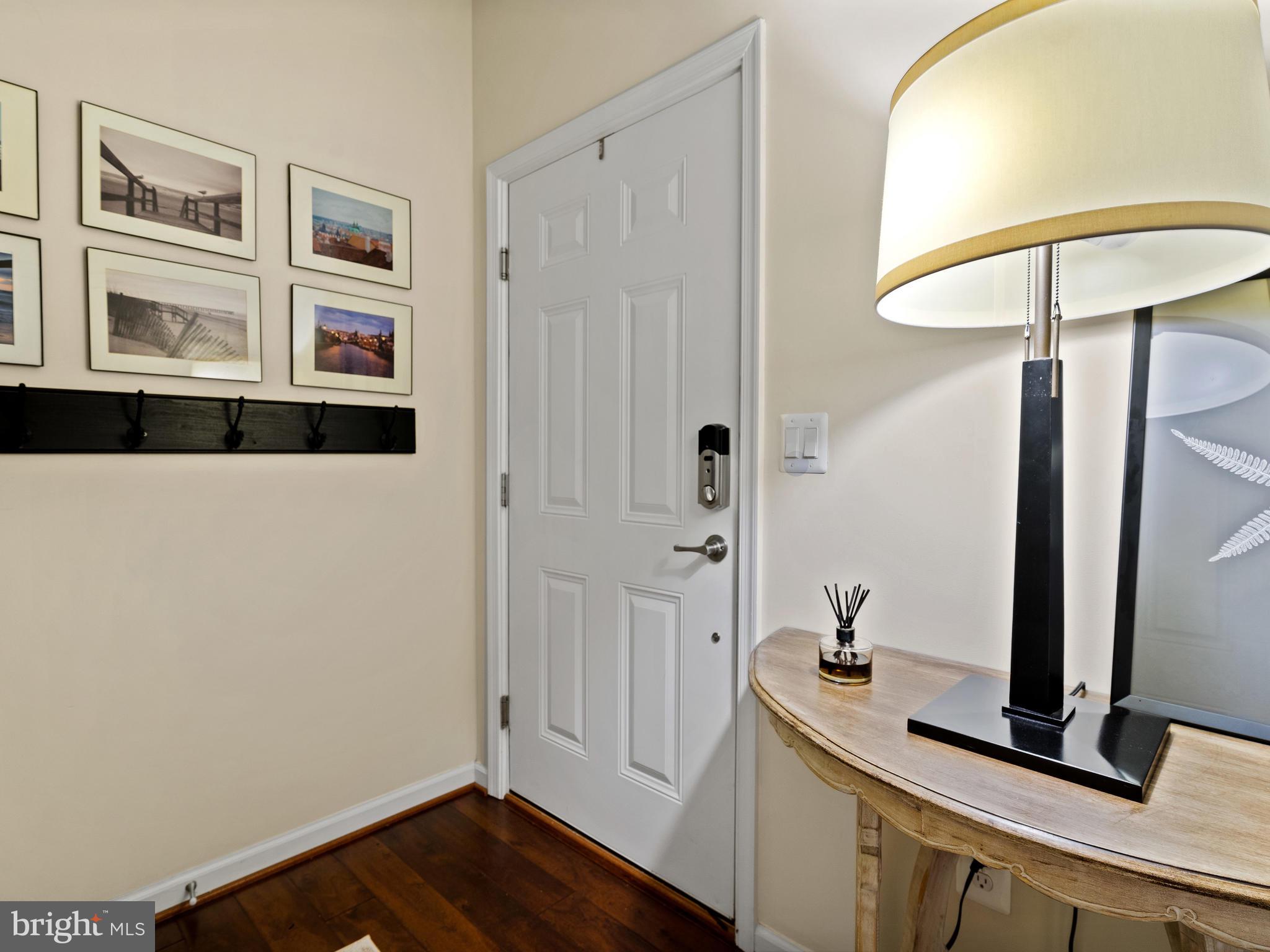 42595 Sunset Ridge Square Ashburn, VA 20148 - Photo 13 of 29 Gallery Image 13