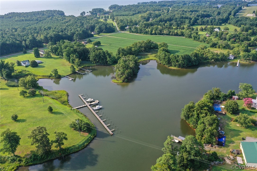 105 Waters Cove Circle Reedville, VA 22539 - Photo 40 of 41 Gallery Image 40
