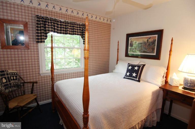 9224 Rockefeller Lane Springfield, VA 22153 - Photo 13 of 25 Bedroom